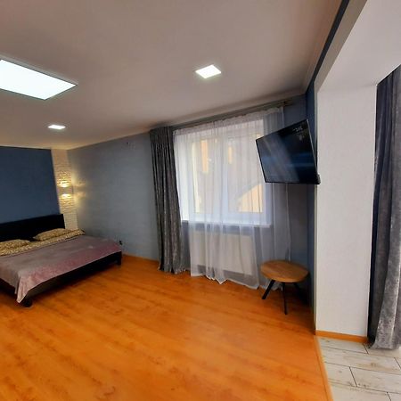 New Luxury Studio Apartment ايفانو - فرانكيفسك الغرفة الصورة