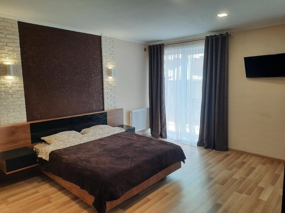 New Luxury Studio Apartment ايفانو - فرانكيفسك المظهر الخارجي الصورة